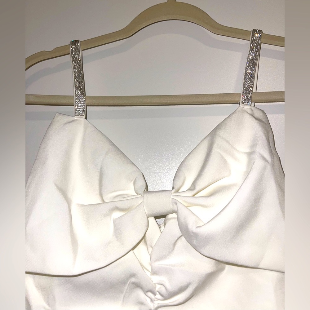 White rhinestone bow strapped dress (Size L)